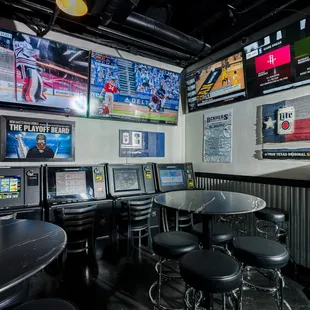 sushi and sashimi, interior