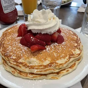 Fresh Strawberry Pancakes