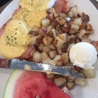 Eggs Benedict