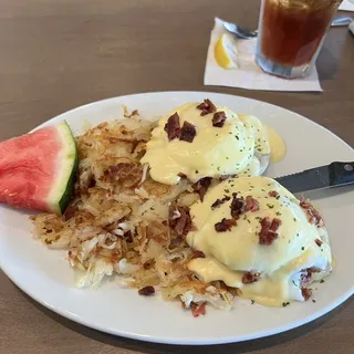 Baconberry Benedict