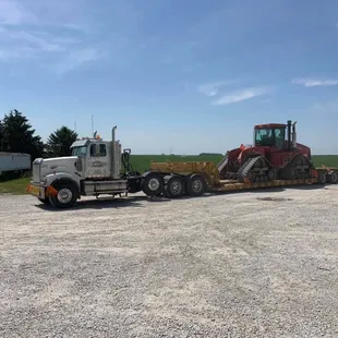 Truck Towing, Heavy Towing, Crane Service, Diesel Roadside Assistance, Fleet Roadside Service, Mobile Mechanic.