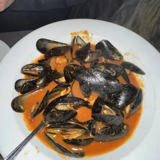 Mussels Marinara Appetizer