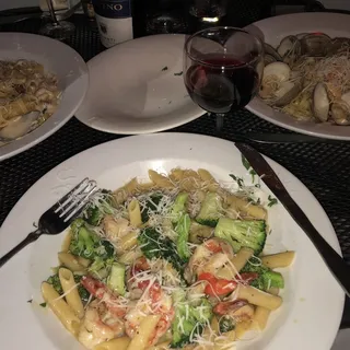 Shrimp, Penne, Broccoli