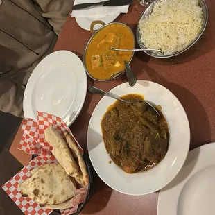 Plain Naan, Alu Mutter Paneer, Goat Bone-In Curry