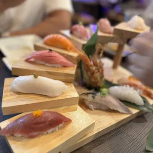 N33. Bengee Deluxe Chef Choice Nigiri (10Pc)