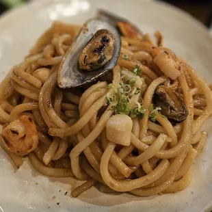 Seafood Fried Udon