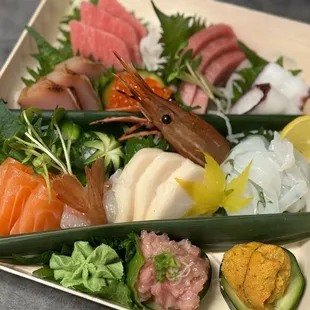 S11. Bengee Deluxe Sashimi S11.