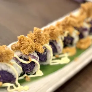 R6. Bengee Sweet Purple Yam Roll