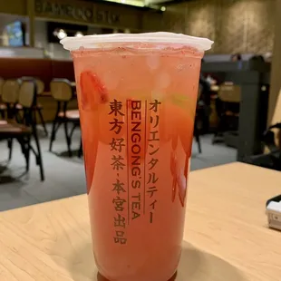 Sparkling Strawberry Peach Tea