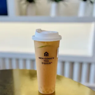 Peach yakult tea