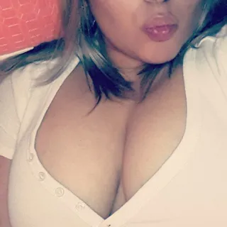 Gloria F.