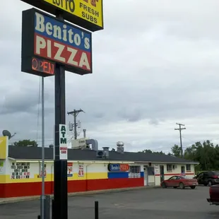 a sign for a restaurant