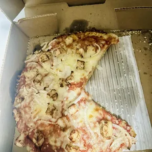 Personal Pizza (chicken and onion) garlic butter crust