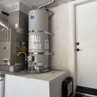 Change out my old rusted water added this Bradford White.