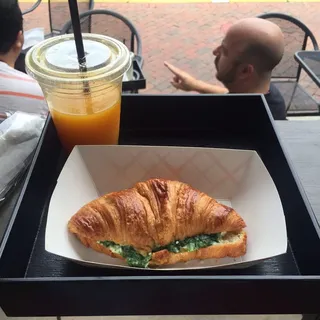 Spinach and Feta Cheese Croissant