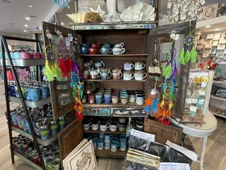 Bojons Surf and Gifts