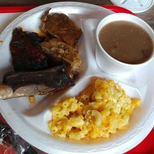 Rib dinner at Benjamin’s the Burger Master