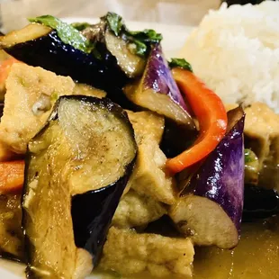 Eggplant with tofu