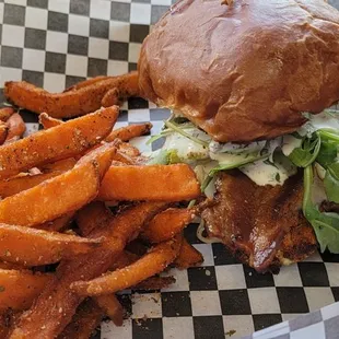 Blackened chicken sammie