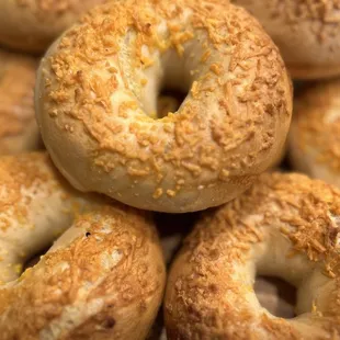 a pile of bagels