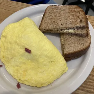 Corned beef and hash omelette