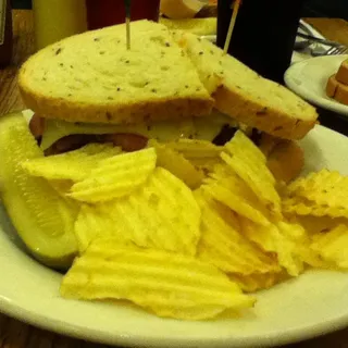 Hear-O Israel Sandwich
