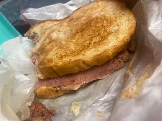 Deli 1614