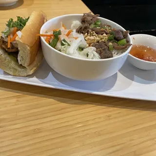 Banh mi lemongrass pork/ thit nng