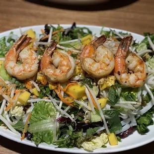 Asian noodle salad with prawns