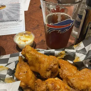What else? Great wings...