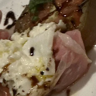 Heirloom Tomato and Burrata Salad