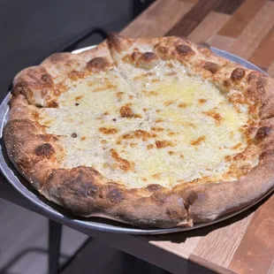 Pizza Bianca