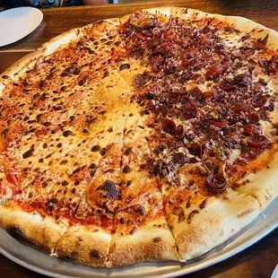 1/2 cheese, 1/2 meat lovers