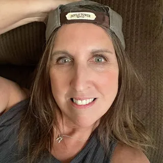 Deb L.