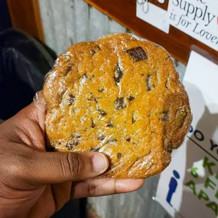 Their chocolate chip cookies are fiyah.