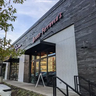 Benny Ferrovia&apos;s, Charlotte