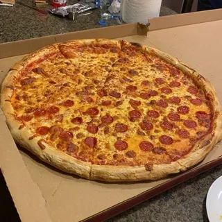 1/2 Pepperoni and 1/2 Cheese Pizza