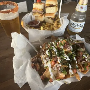 Sliders and Nachos 1/2 order