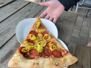 Benny‚Äôs On The Ocean