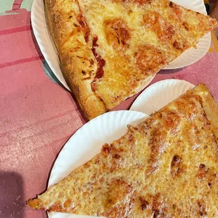 Cheese pizza