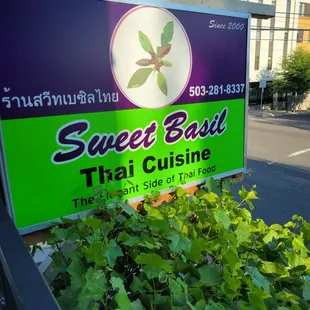 Benny's Noodle Housebservesvfrom Sweet Basil