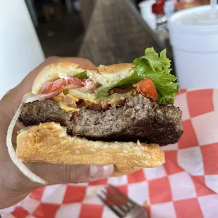 Big Ben's Half Pound Burger