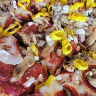 Pepperoni, Mushroom, Onion, Banana Peppers w/ extra sauce