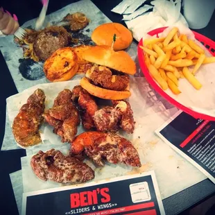 chicken wings and fried chicken, chicken, food, chicken wings, fried chicken wings, bbq chicken, poultry, bbq wings, fried chicken