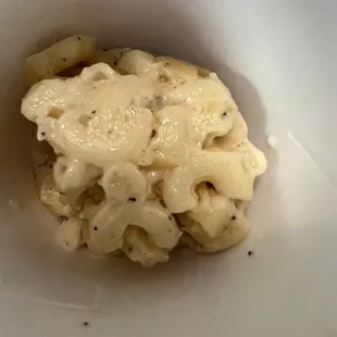 The last of the Mac n cheese lol