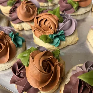 food, cupcakes, dessert