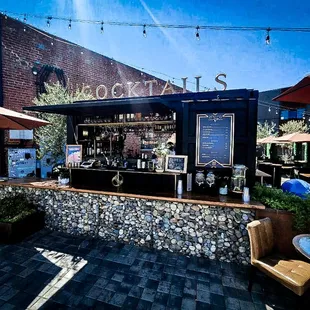 outdoor seating area