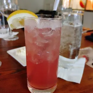 Sky High Lemonade-Absolut Citron Vodka, Absolut Pear Vodka, Triple Sec, Sweet &amp; Sour Juice, Splash of Cranberry, Lemon