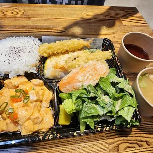Spicy salmon and shrimp tempura combo $17