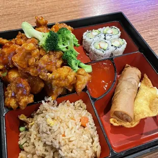 General Tso's Chicken Bento Box